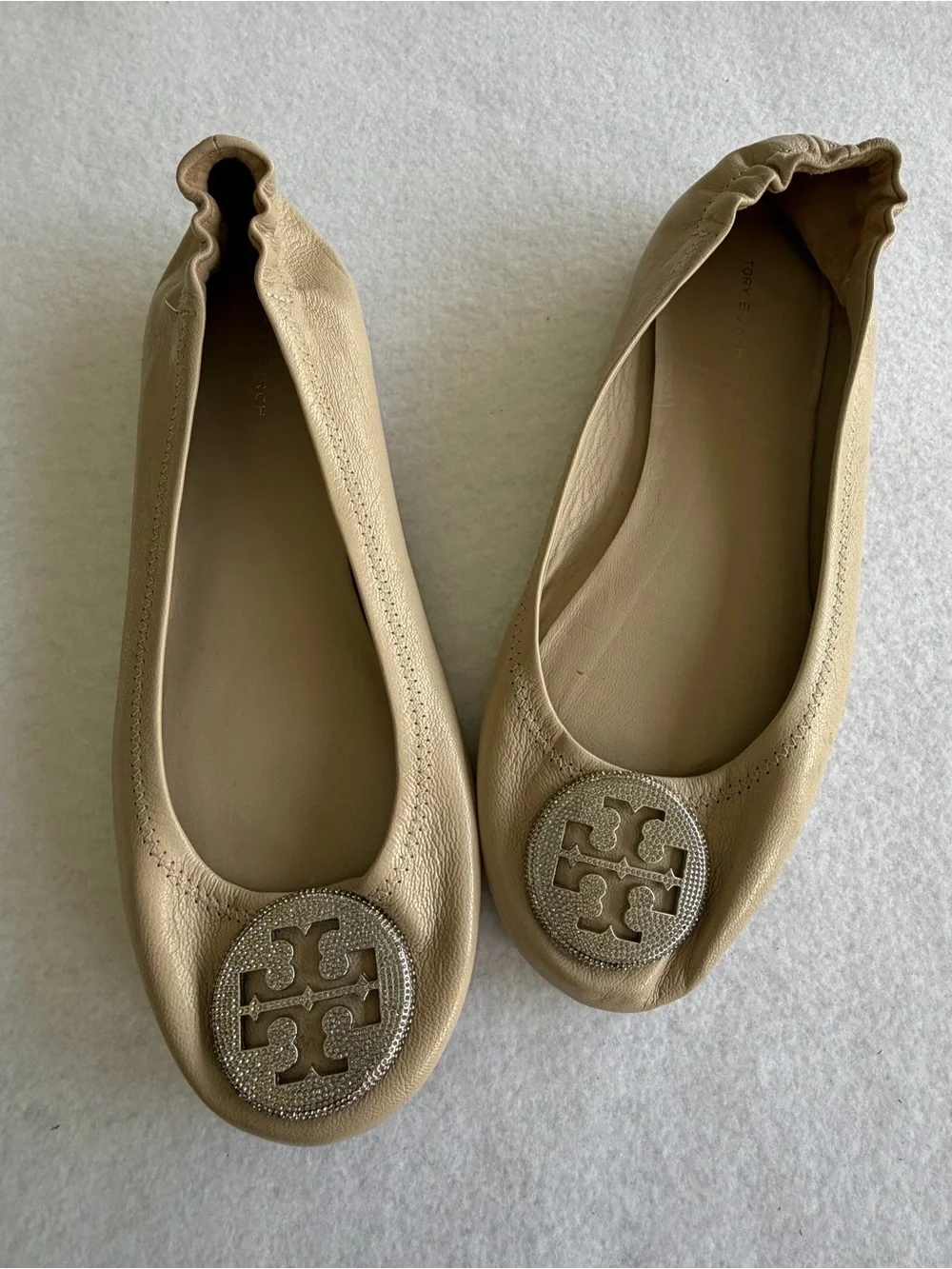 Tory Burch Minnie Travel Ballet Flats Beige Leather Crystal Pave Logo